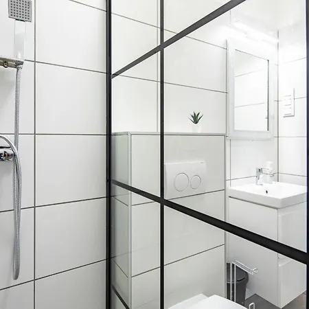 Modern Gem Apartment